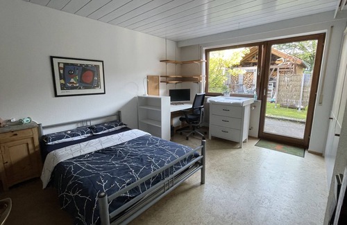 Kohlstetten House | 100sqm apartment in the heart of the Alb with garden and fireplace