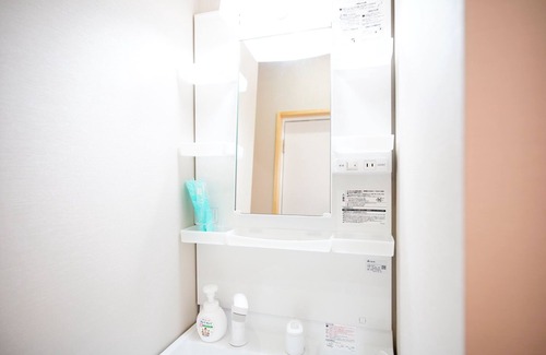 Naha City Centre Apartment | 101 Kitchen and Nice 2 bathrooms 8 people/Naha Okinawa