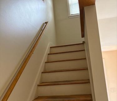 Eastside House | 105 Robert Drive