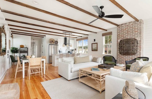 Cannonborough Elliotborough House | 10BR/10BA Downtown Home - Steps to King St