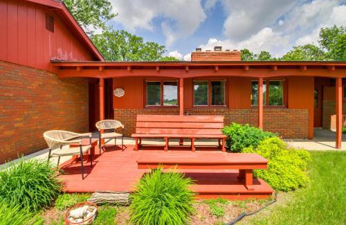 Fertile House | 11 Mi to Maple Lake 5-Acre Property in Fertile!