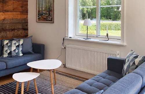 Kalvsvik House | 11 person holiday home in VÄXJÖ