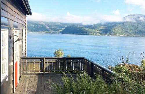 Torheim House | 11 person holiday home in Davik-By Traum