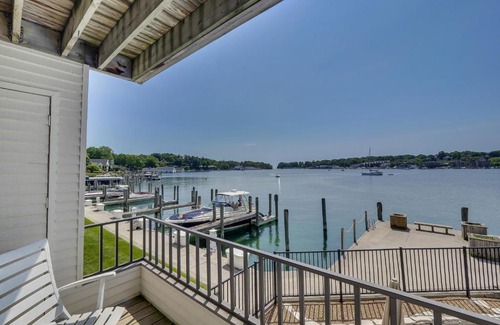 Charlevoix House | 111 Edgewater Inn
