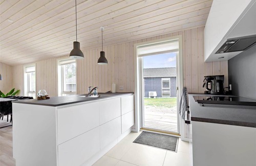Nykøbing House | 11197 Nykøbing Sj - Lynghækken 48