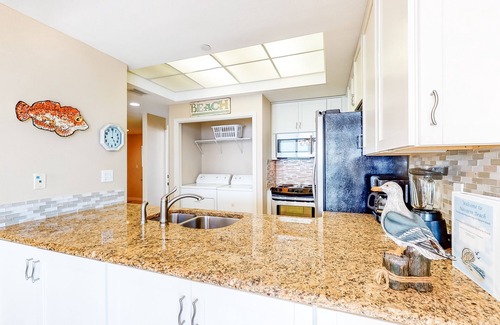 Navarre Beach Condo | 11th Floor Gulf Front Condo Great Amenities & Private Beach Access