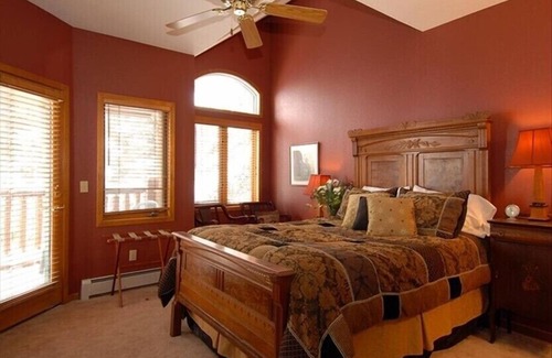 Summit County Cabin | 12 BR/12.5 Bath - Perfect for group vacations reunions, retreats, small weddings