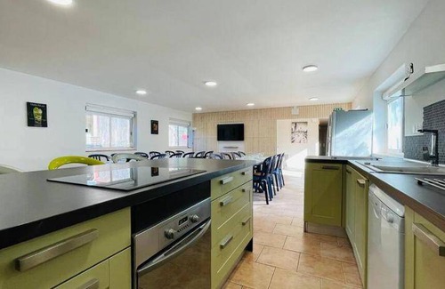 Azay-sur-Cher House | 12 m² House ∙ 7 bedrooms ∙ 24 guests