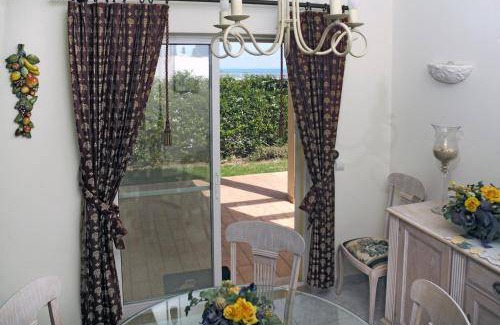 Alfarrobeira House | 120 m² House ∙ 2 bedrooms ∙ 4 guests