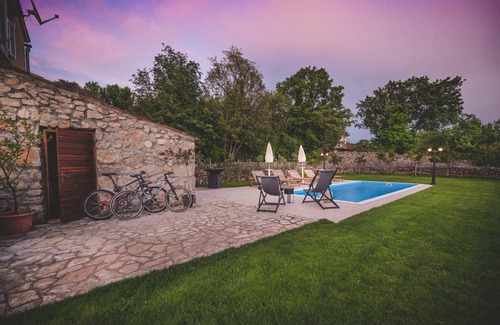 Malinska-Dubasnica Villa | 120 m² Villa ∙ 3 bedrooms ∙ 7 guests
