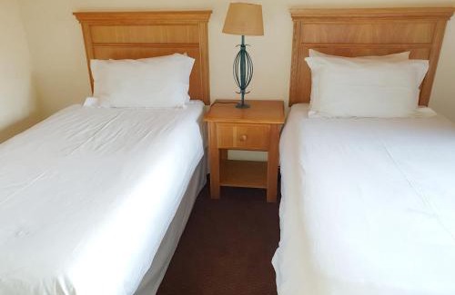 Drakensberg Gardens Ski Chalet | 124 Fairways Drakensberg Gardens