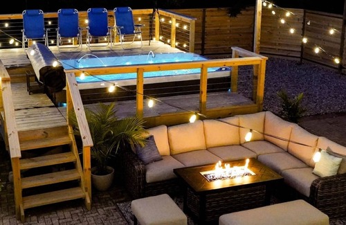 Ravenna House | 12p Hot tub, Rock Climb Wall, Pickleball, B-ball