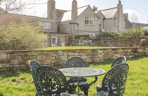 Thropton House | 130 m² House ∙ 3 bedrooms ∙ 6 guests