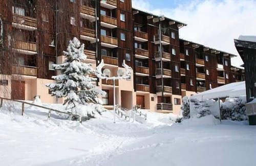 Villarodin-Bourget Apartment | 130m from ski slopes, 4th floor, balcony, parking, tv, ski locker, 35m², La Norma