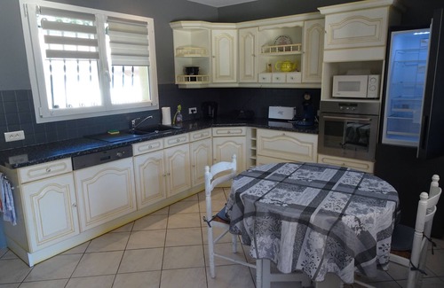 Sainte-Eulalie-en-Born House | 130m² villa with private swimming pool, close to Mimizan and in a quiet area.