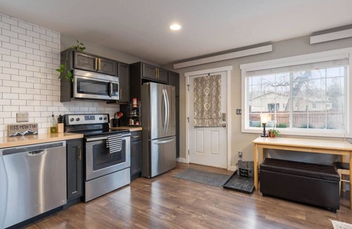 Spearfish Apartment | 1315 N 5th St #2 · Downtown Modern-Farmhouse Studio