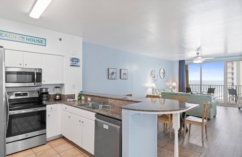 Panama City Beach Resort | 1328 Pool & Beach views, w/2 parking passes, lagoon-style pool sleeps up to 10