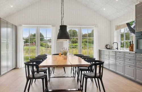 Grenaa House | 135 m² House ∙ 1 bedroom ∙ 13 guests