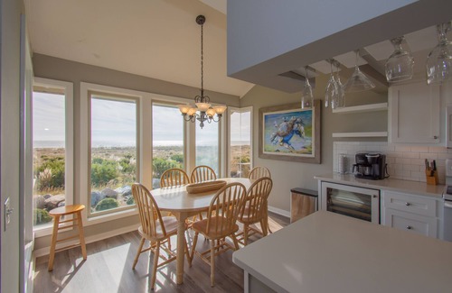 Saint Helena Island Villa | 140 Capt John Fripp Villa - New to VRBO! Resort Access Included!