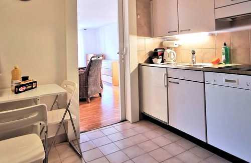 Lausanne Apartment | 140 Lausanne Ouchy, BEST LOCATION 50 meters from the lake !