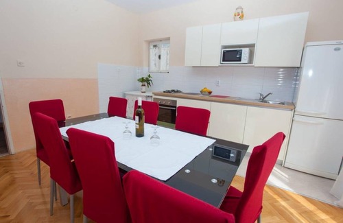 Zelenka Apartment | 140 m² Apartment ∙ 4 bedrooms ∙ 8 guests