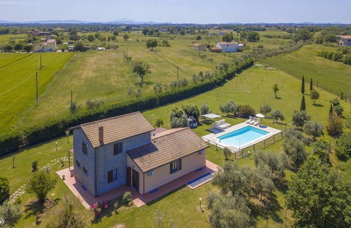 Cortona Villa | 145 m² Villa ∙ 4 bedrooms ∙ 8 guests