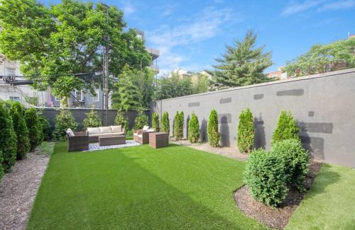 Greenpoint House | 149BK-101 New construction 2BR Private garden W-D