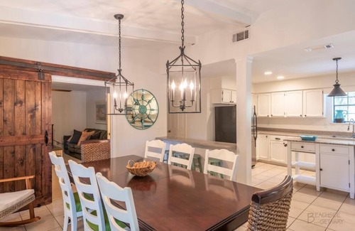 North Forest Beach House | 150 Jacana (Formerly 10 Jacana) Steps to the Beach, Pet Friendly