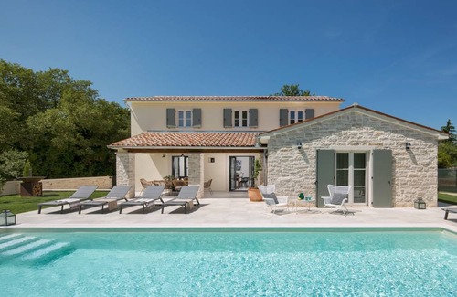 Kaldanija Villa | 150 m² Villa ∙ 3 bedrooms ∙ 6 guests