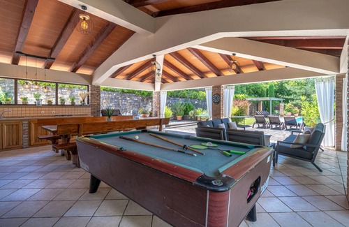 Cerovlje House | 166 m² Maisonette ∙ 4 bedrooms ∙ 10 guests