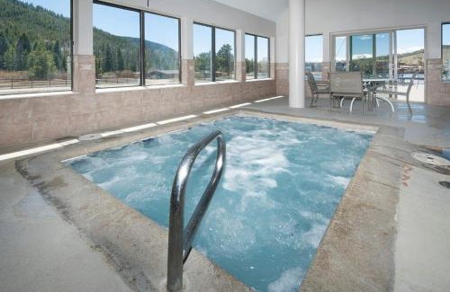 Lakeside Village Apartment | 1776 Decatur condo