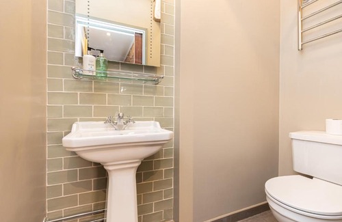 Wimborne Hotel | 1777. At The Albion