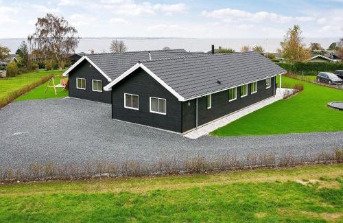 Bøjden House | 18 person holiday home in Faaborg