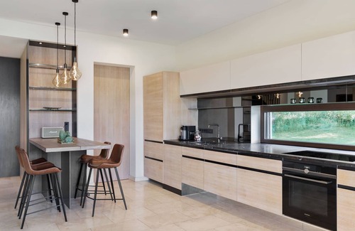 Maria Woerth House | 180 square meter villa directly on Lake Wörthersee