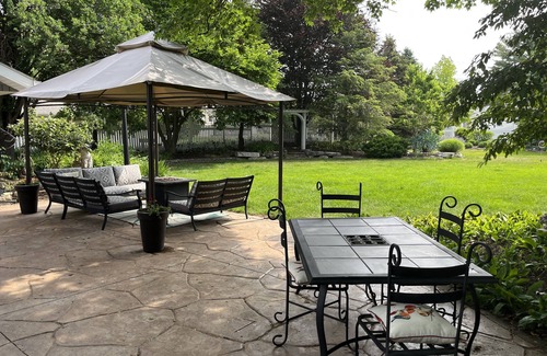 Washington House | 1895 Grand Victorian Lady 4 Bedrooms 3 Baths Lush Gardens Pet Friendly Gorgeous!