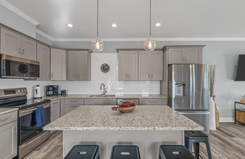 Sneads Ferry House | 1942 New River Inlet Road-Oceanfront Duplex|Pool