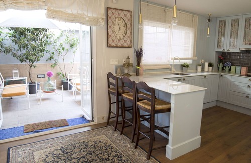 Cervantes House | 1964 Nice house in the center of Granada