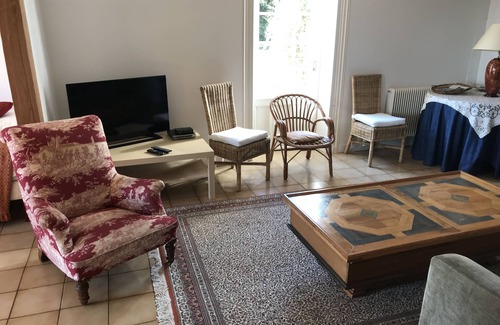 Saint-Didier-en-Brionnais House | 19th family home to enjoy with friends,nice landscape, barbecue,calm & serenity