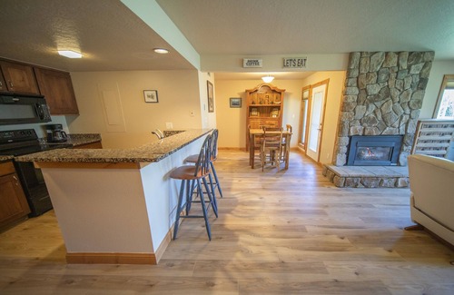 Keystone Condo | 1B/1B, Indoor Pool, On Shuttle Route