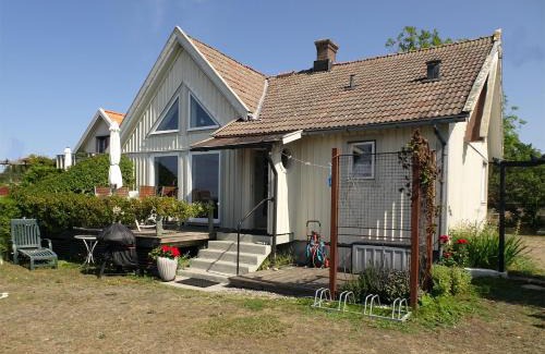 Byxelkrok House | 1B, Stuga m havsutsikt & 50m till strand