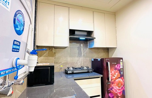 Gurugram Apartment | 1Bhk Luxurious Service Apartment Sec-52 Near Artemis Hospital