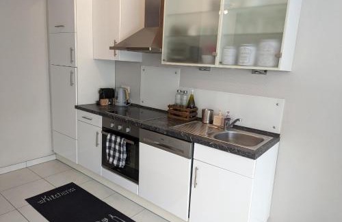 Neudorf-Weimershof Apartment | 1BR Apartment with Garage in Kirchberg