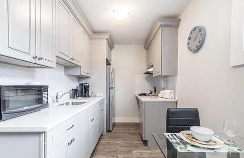 Central Hamilton Apartment | 1BR Boutique Apt - within DT Hamilton