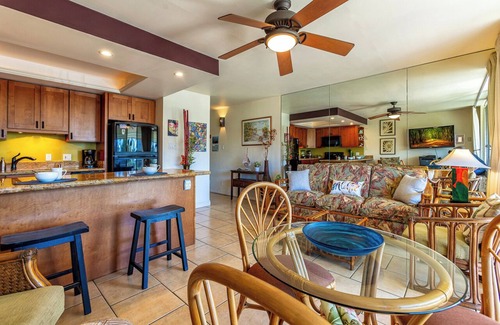 Kihei Condo | 1BR Top Floor Beachfront Stunning Views and Poolside Fun Kihei Kai Nani