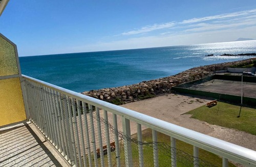 Cullera Apartment | 1era linea de playa Cullera MARENYET Apartamento con acceso directo al mar 7 plazas