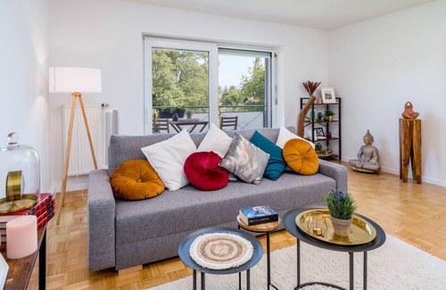 Freilassing Apartment | 1st floor middle Nice 68m² 2-room city apartment