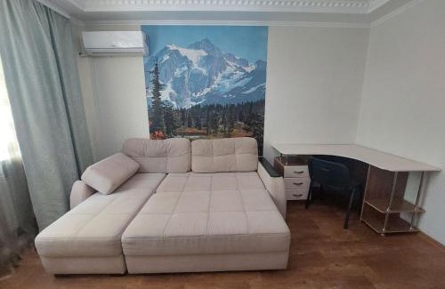 Kirovograd Apartment | 2 комн. 5 мест, 10 мин. до Центра