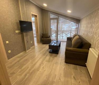 Bakuriani Ski Chalet | 2.040