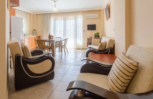 Kalkan Resort | 2+1 Apart-Azalea Close to the Beach in the Center of Kalkan