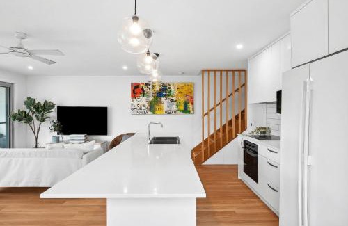 Mudjimba House | 2 - 8 Pandanus, Beautiful townhouse walking distance to beach